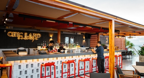 Chicland Lounge